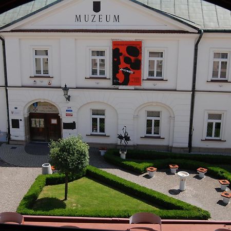 Hostel Promenada Rzeszów Esterno foto