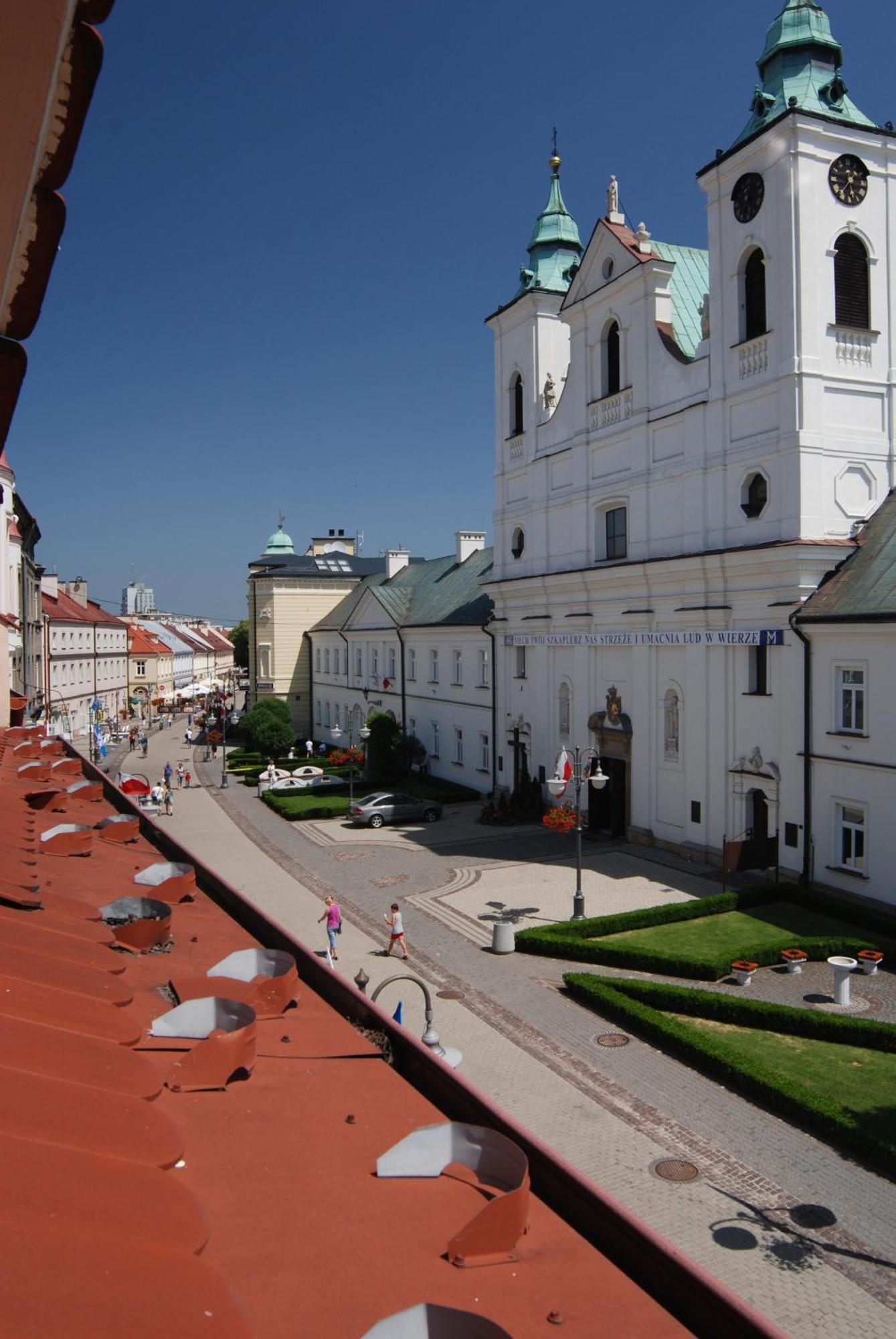 Hostel Promenada Rzeszów Esterno foto